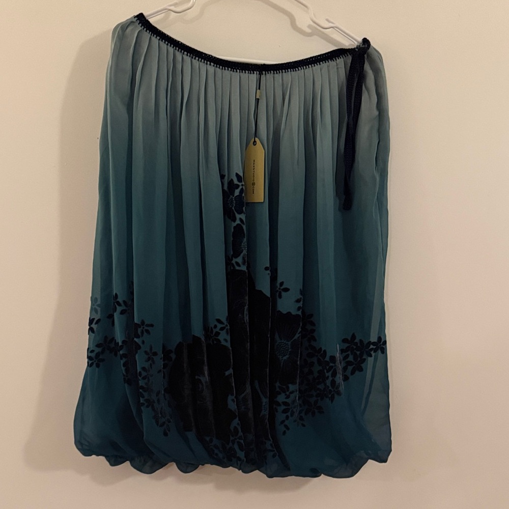 Max Studio Teal and Black Silk Special Edition Skirt